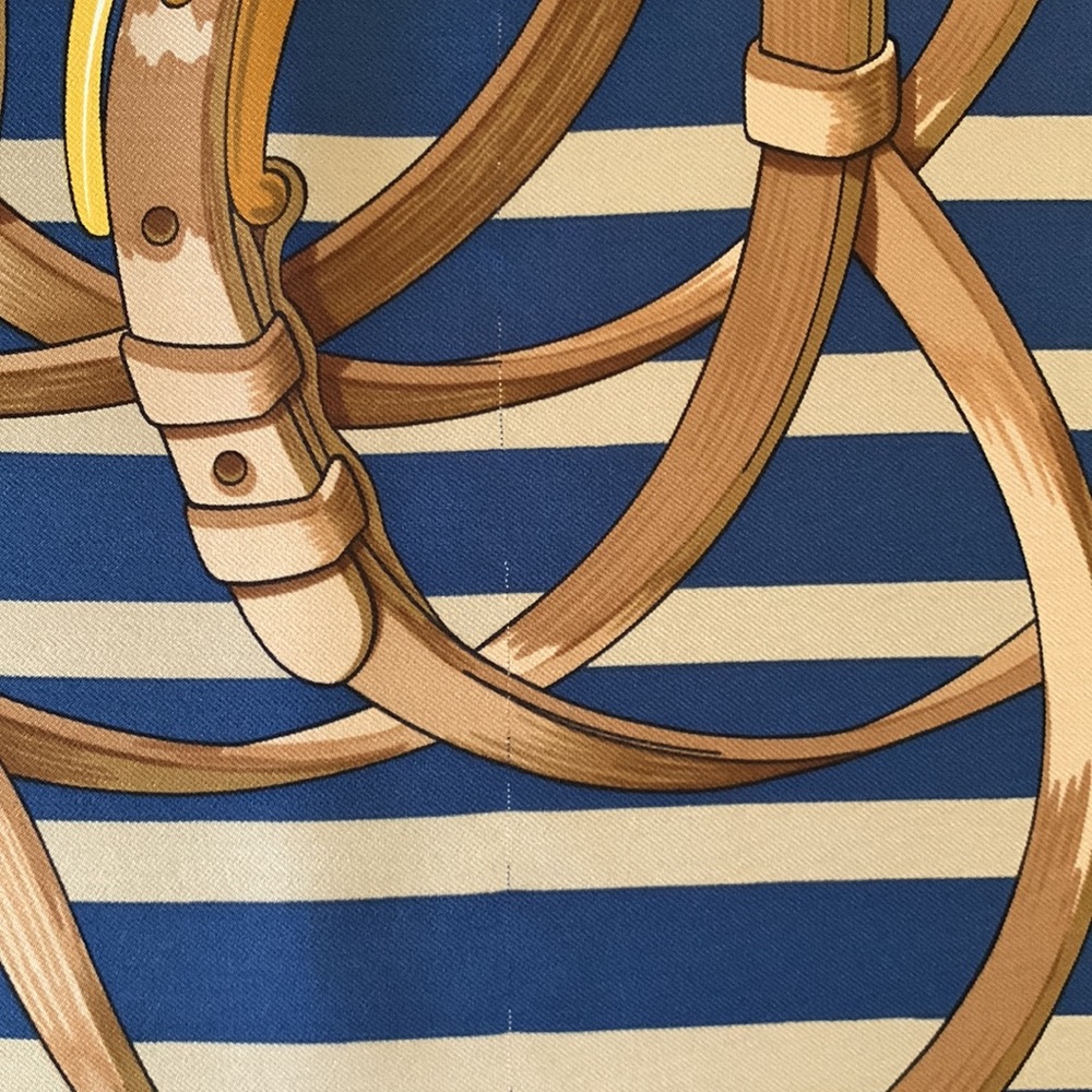 Hermès Vintage 100% Silk Scarf Coaching Green White Tan Navy Made in France - Picture 14 of 14